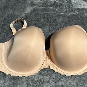 Torrid lightly lined T-shirt bra